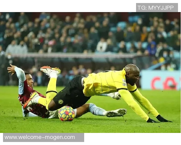 埃因霍温前锋替补登场两度破门感受如梦般美好期待重温比赛精彩瞬间